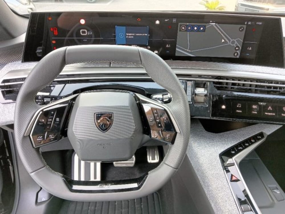 Peugeot 5008 nuova a Brescia (7)