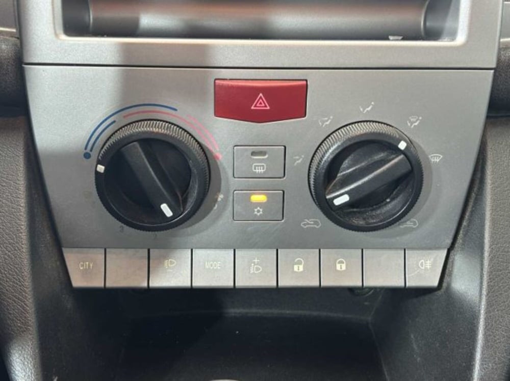 Lancia Ypsilon usata a Sondrio (20)