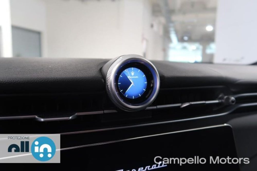 Maserati Grecale usata a Venezia (10)