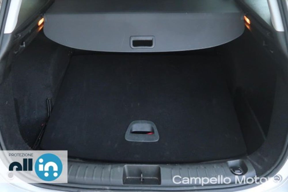 Fiat Tipo Station Wagon usata a Venezia (16)