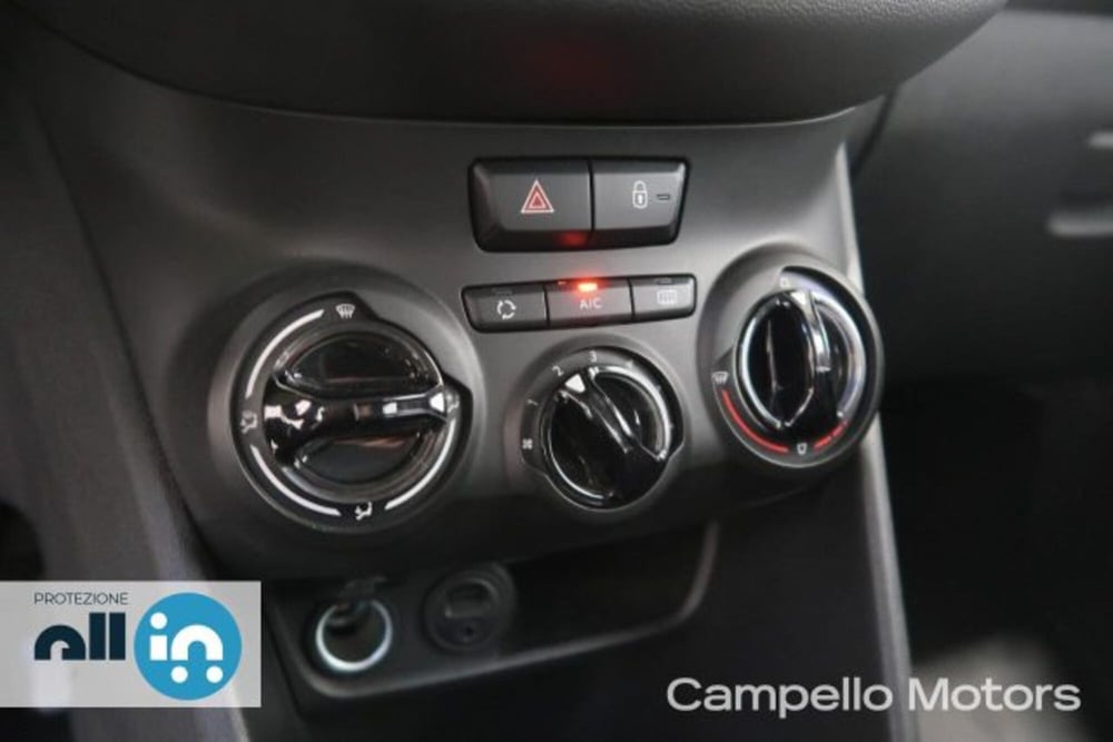 Peugeot 208 usata a Venezia (11)
