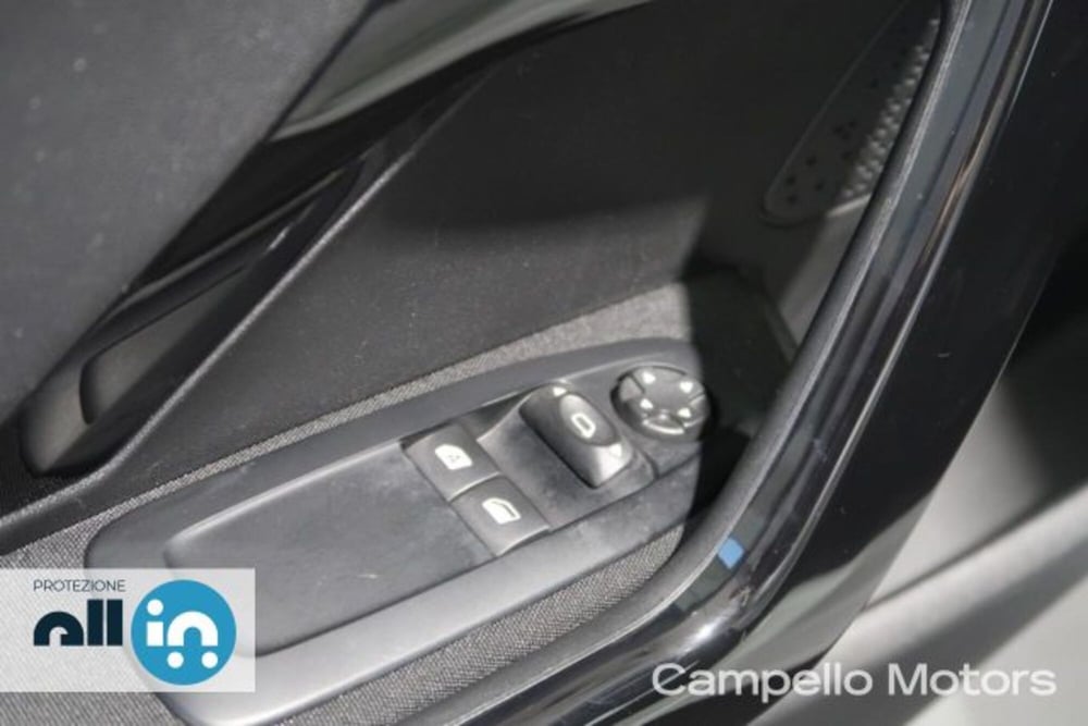 Peugeot 208 usata a Venezia (15)