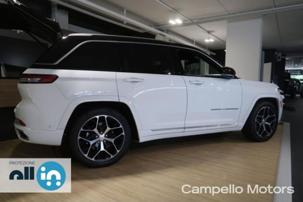 Jeep Grand Cherokee nuova a Venezia (3)