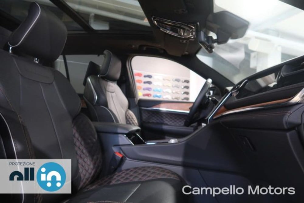 Jeep Grand Cherokee nuova a Venezia (4)