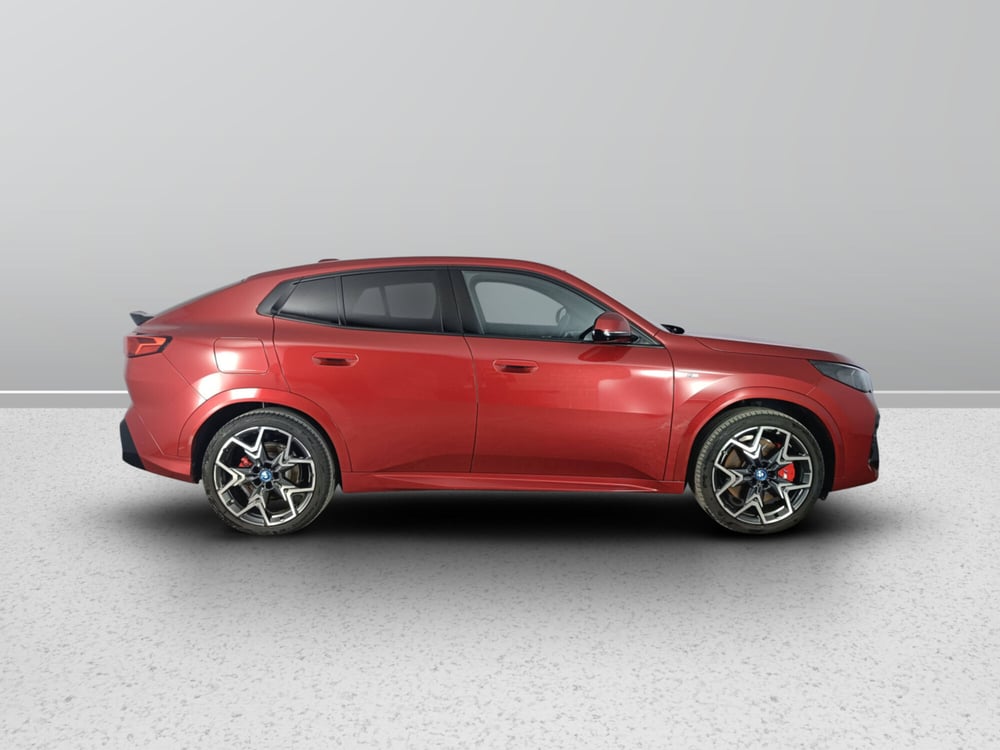 BMW iX2 usata a Ascoli Piceno (6)