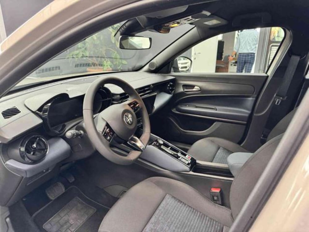 Alfa Romeo Junior usata a Vercelli (7)