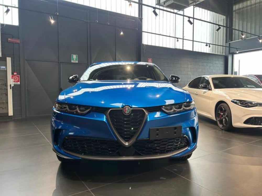 Alfa Romeo Tonale nuova a Vercelli (2)