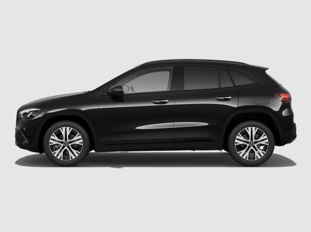 Mercedes-Benz GLA SUV nuova a Ancona (2)