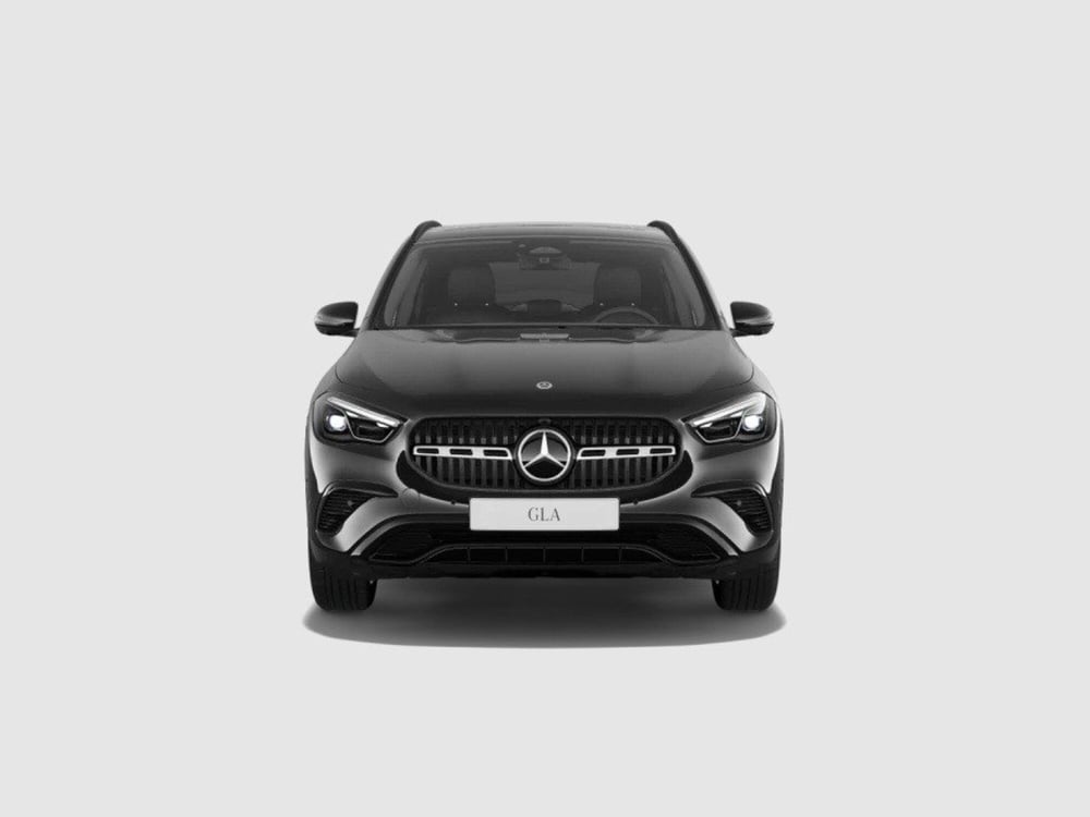Mercedes-Benz GLA SUV nuova a Ancona (8)