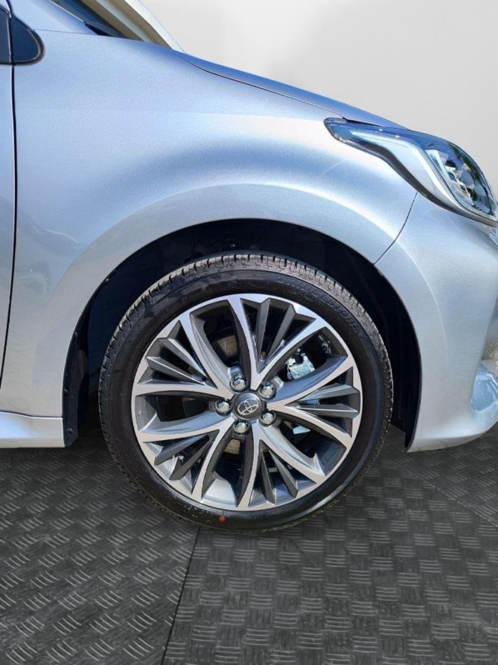 Toyota Yaris nuova a Perugia (14)
