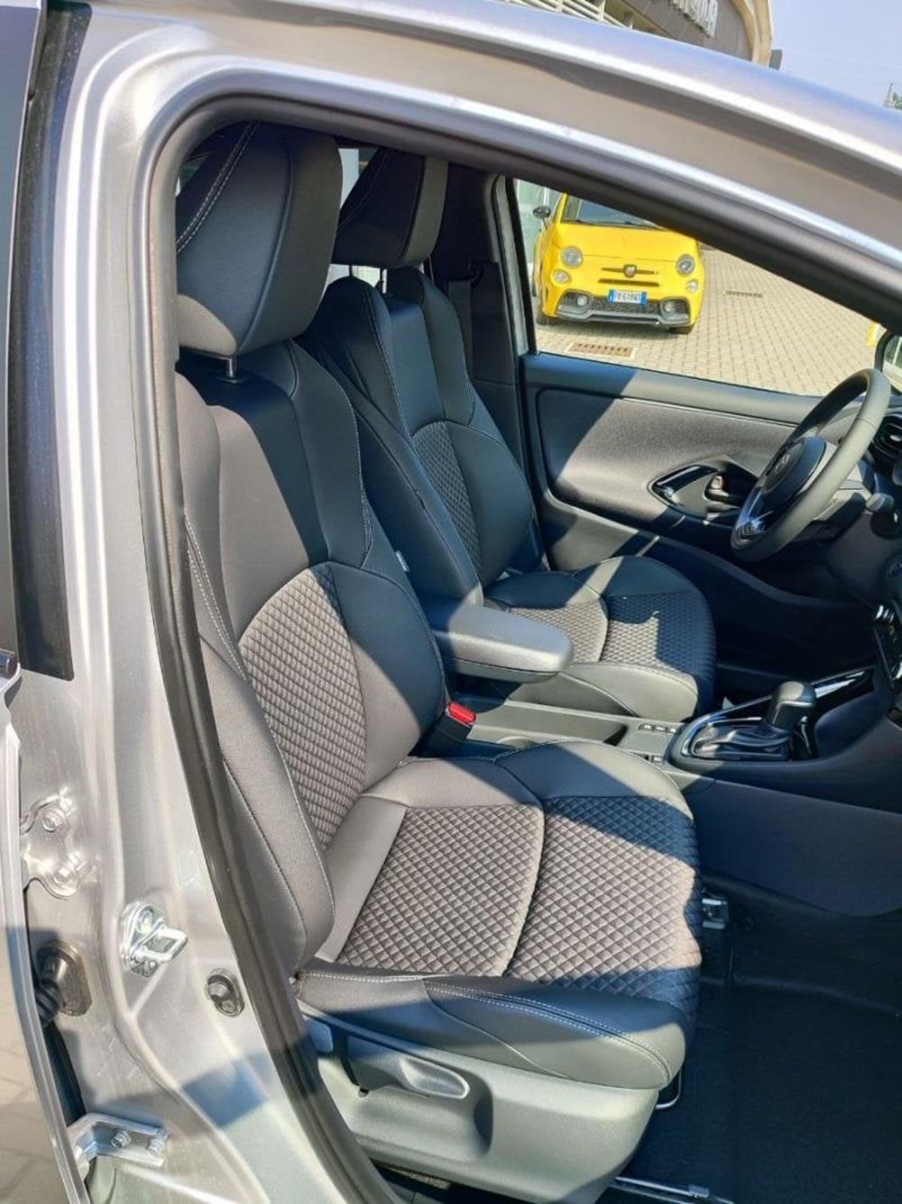Toyota Yaris nuova a Perugia (6)