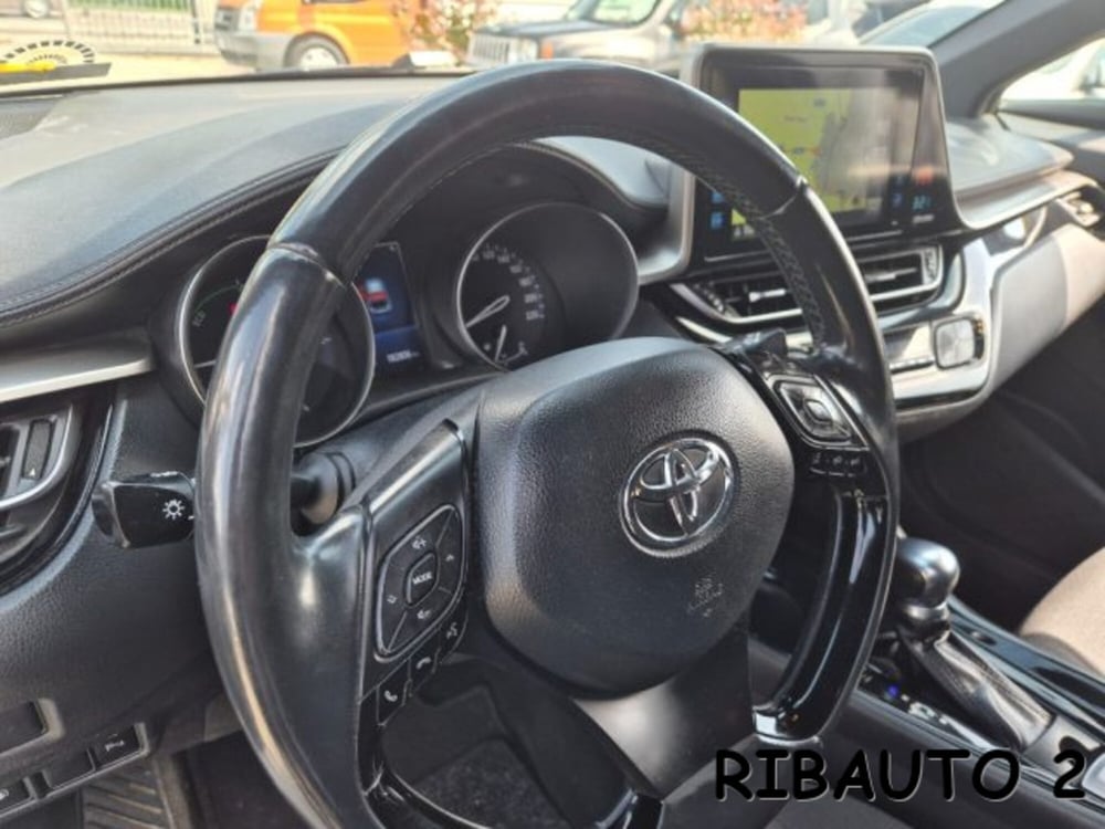 Toyota Toyota C-HR usata a Cuneo (14)