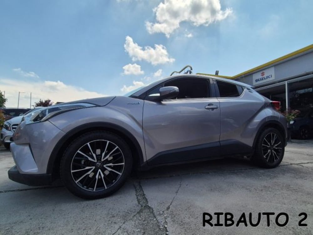 Toyota Toyota C-HR usata a Cuneo (7)