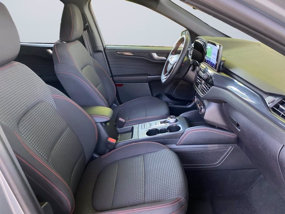 Ford Kuga usata a Milano (11)