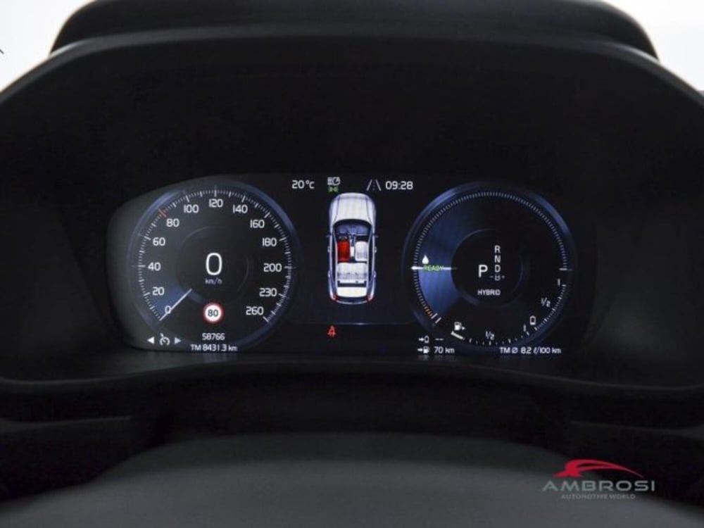 Volvo XC40 usata a Perugia (13)