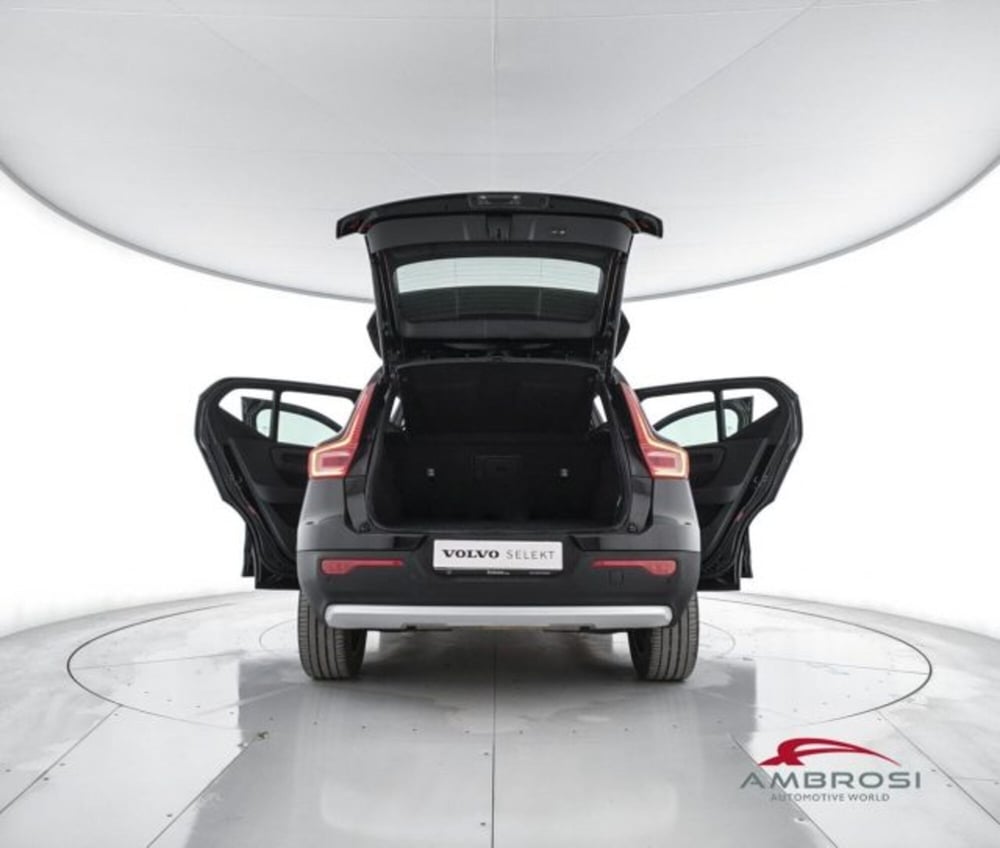 Volvo XC40 usata a Perugia (7)