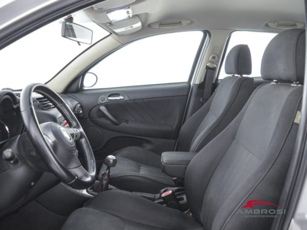 Alfa Romeo 147 usata a Perugia (9)
