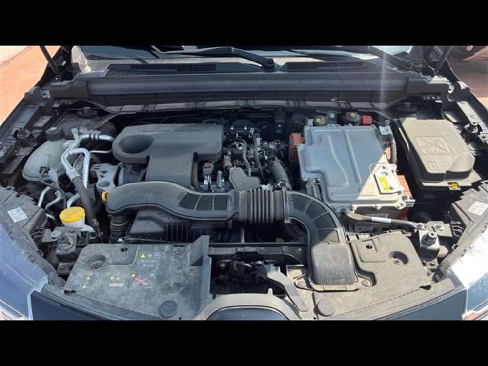 Renault Arkana usata a Lecce (14)