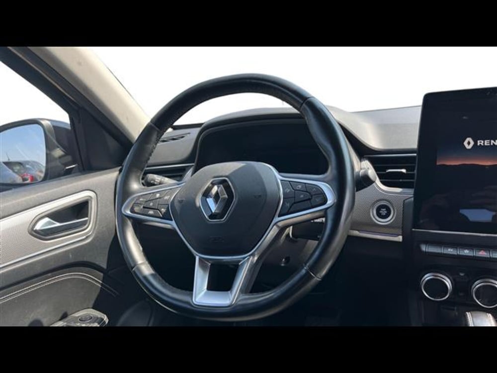 Renault Arkana usata a Lecce (6)