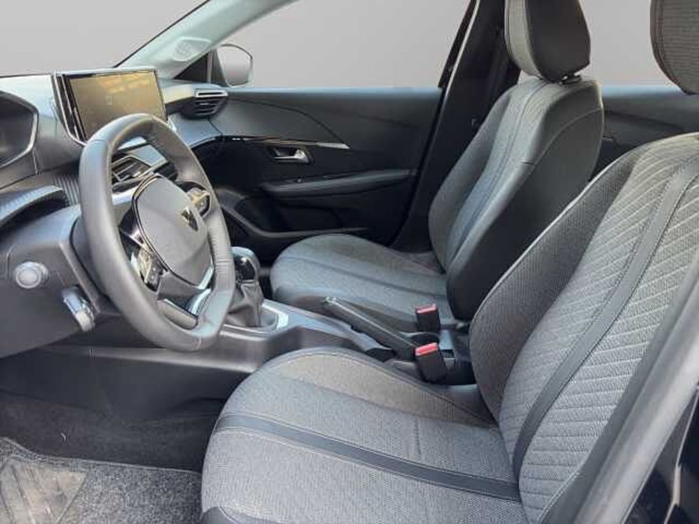 Peugeot 208 usata a Vibo Valentia (9)