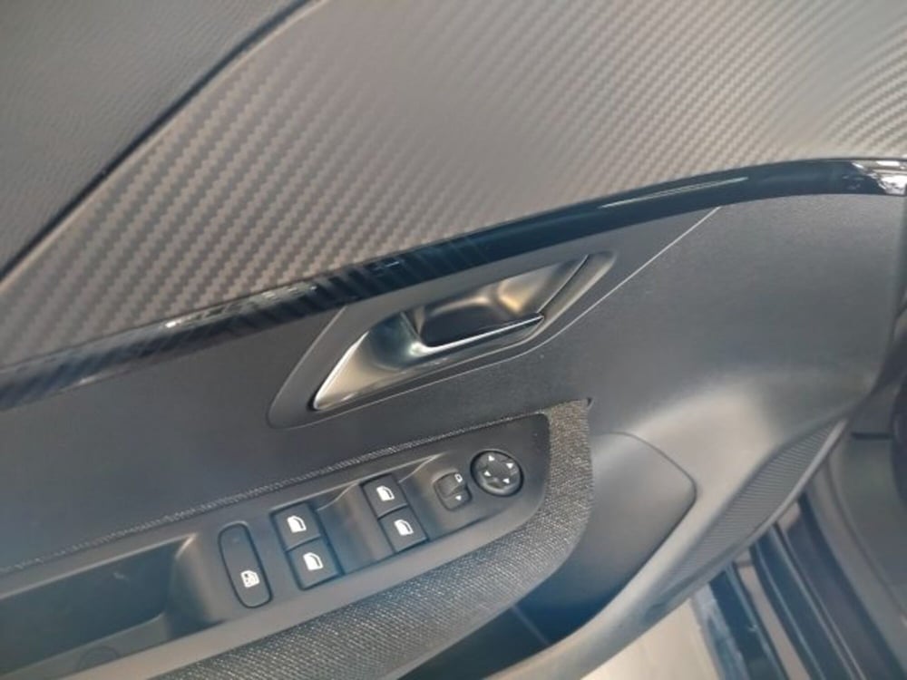 Peugeot 208 nuova a Forlì-Cesena (19)