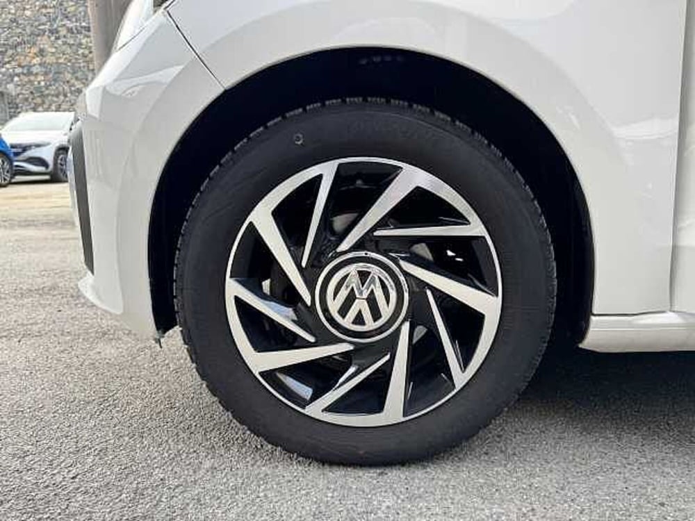 Volkswagen up! usata a Genova (10)