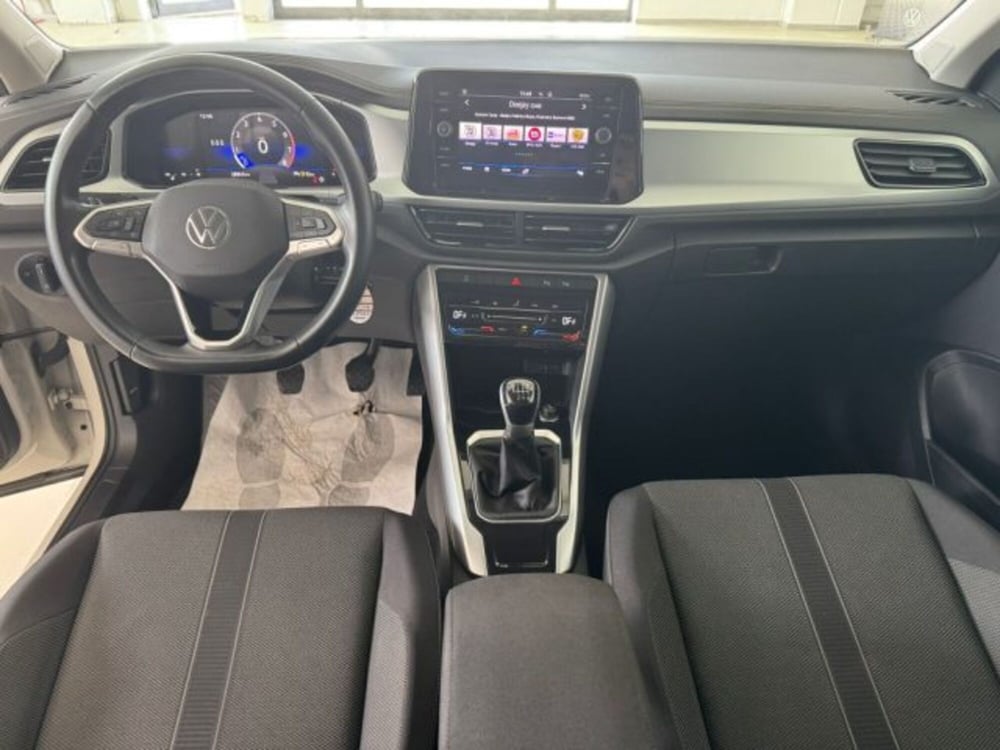 Volkswagen T-Roc usata a Cuneo (9)