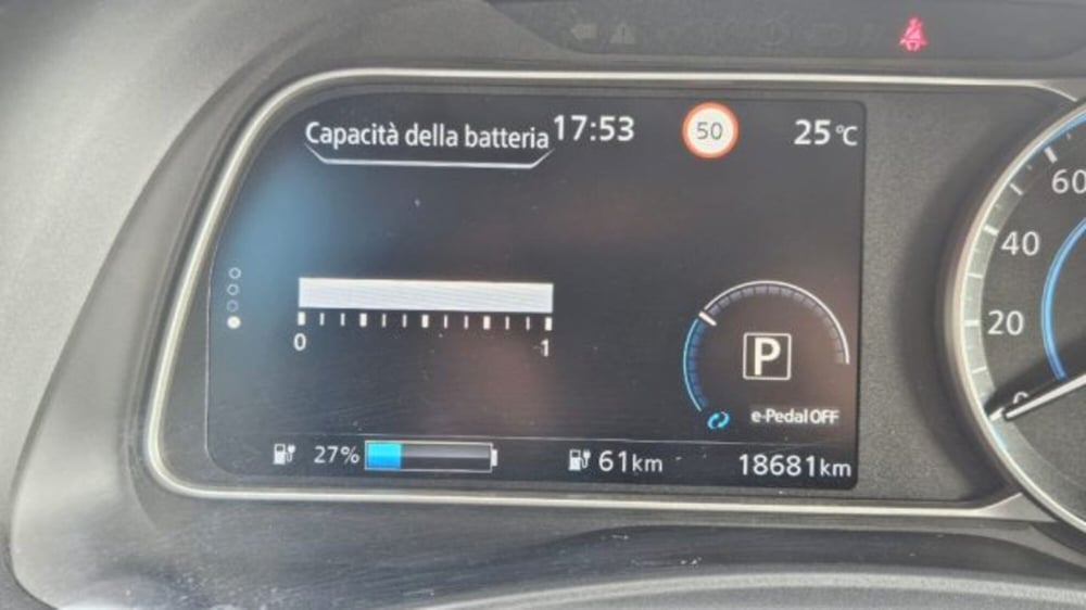 Nissan Leaf usata a Lucca (15)