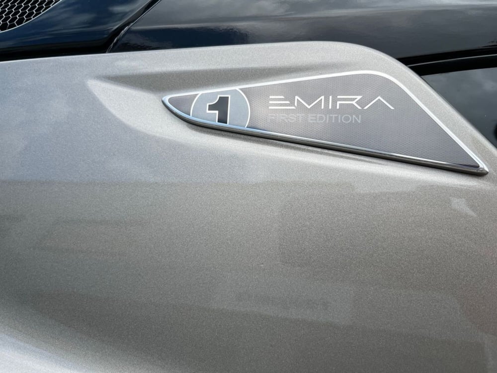 Lotus Emira usata a Sondrio (19)