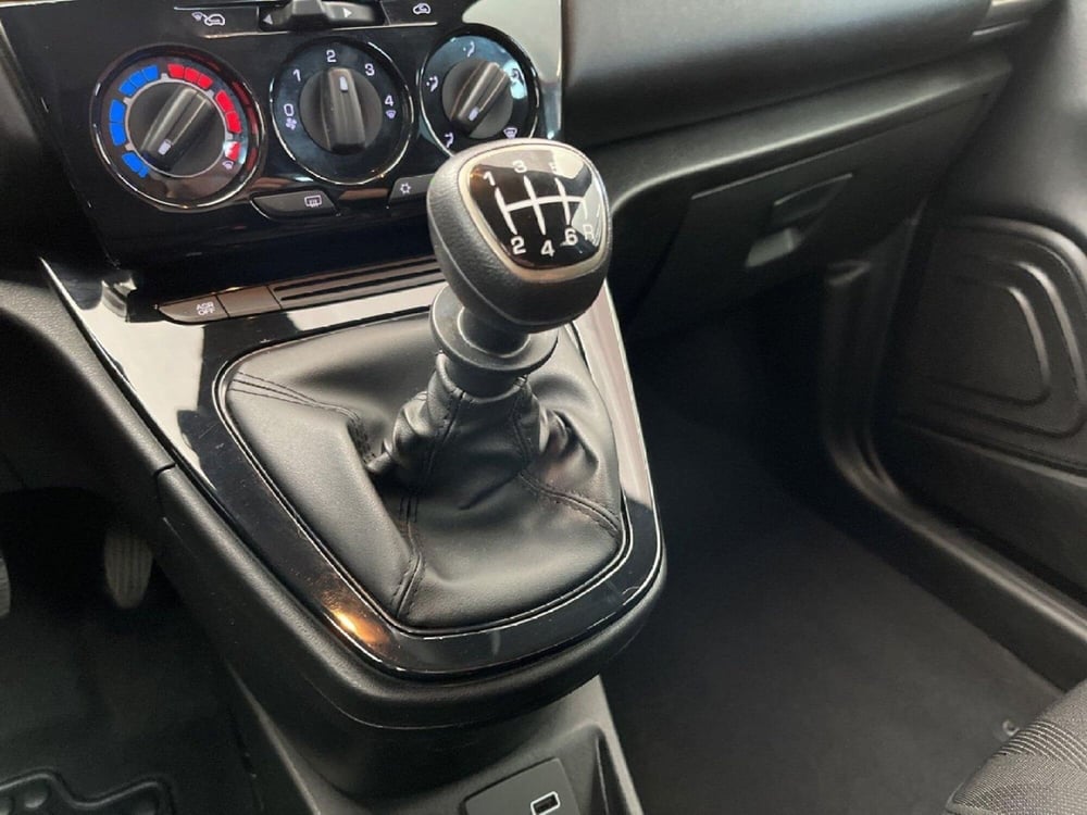 Lancia Ypsilon usata a Torino (15)