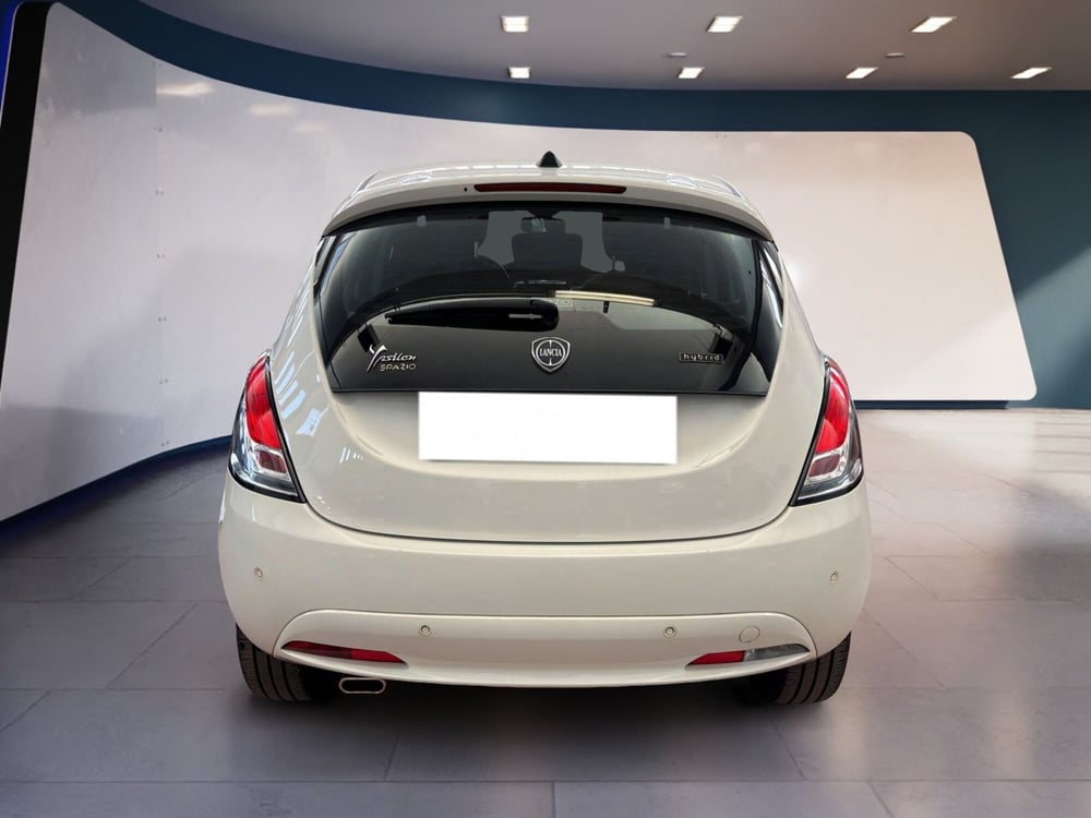 Lancia Ypsilon usata a Torino (6)