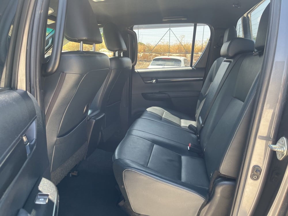 Toyota Hilux usata a Ragusa (7)
