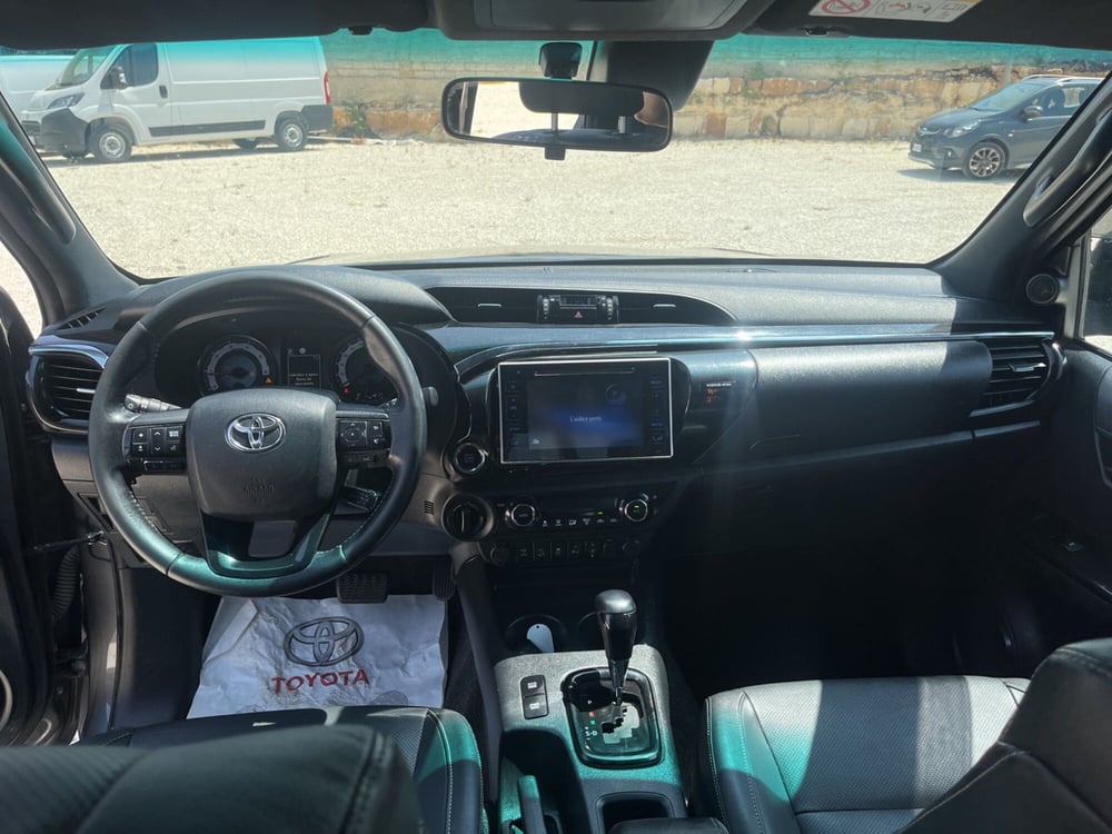 Toyota Hilux usata a Ragusa (9)