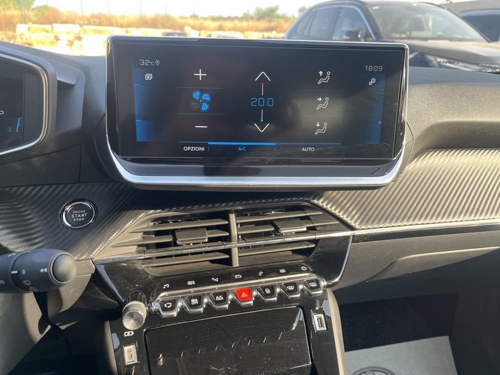 Peugeot 2008 usata a Ragusa (14)