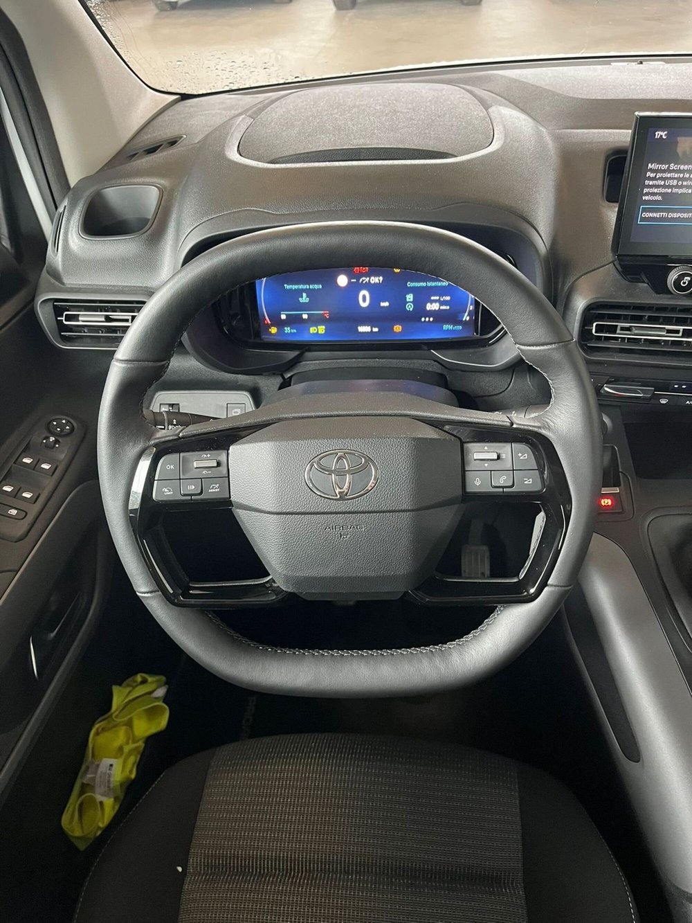 Toyota Proace City Verso usata a Cremona (8)