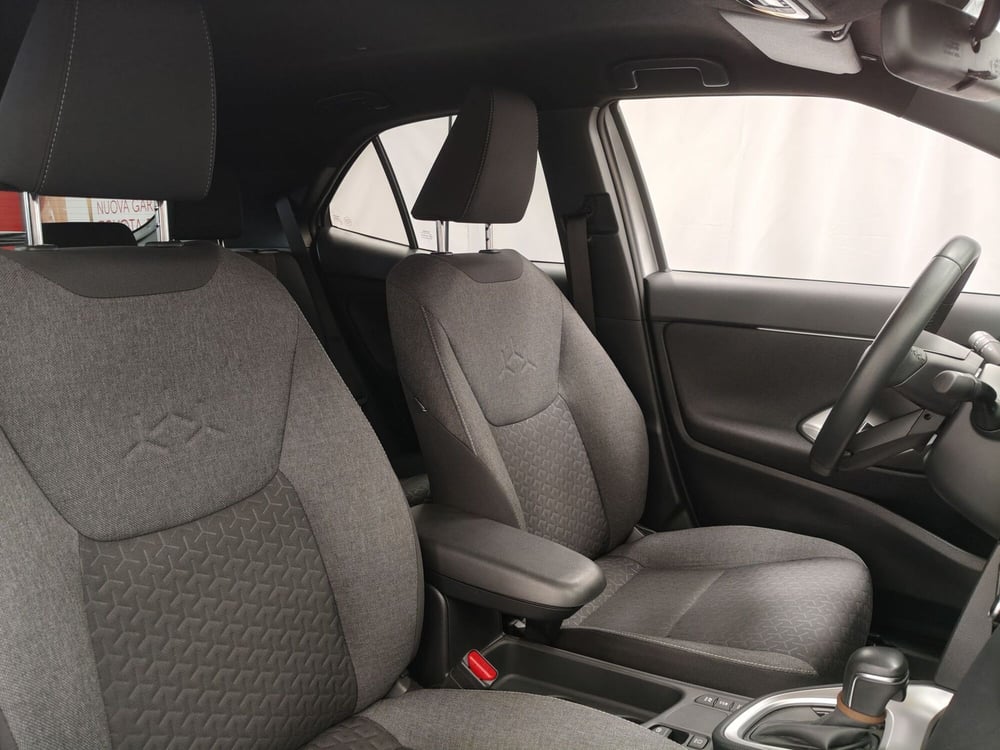 Toyota Yaris Cross usata a Roma (7)