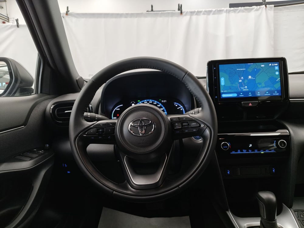 Toyota Yaris Cross usata a Roma (11)
