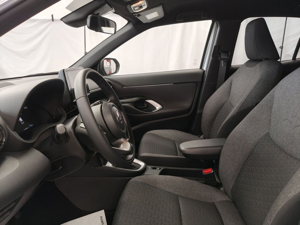 Toyota Yaris Cross usata a Roma (15)