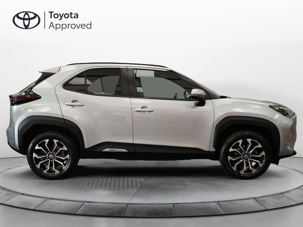 Toyota Yaris Cross usata a Roma (18)