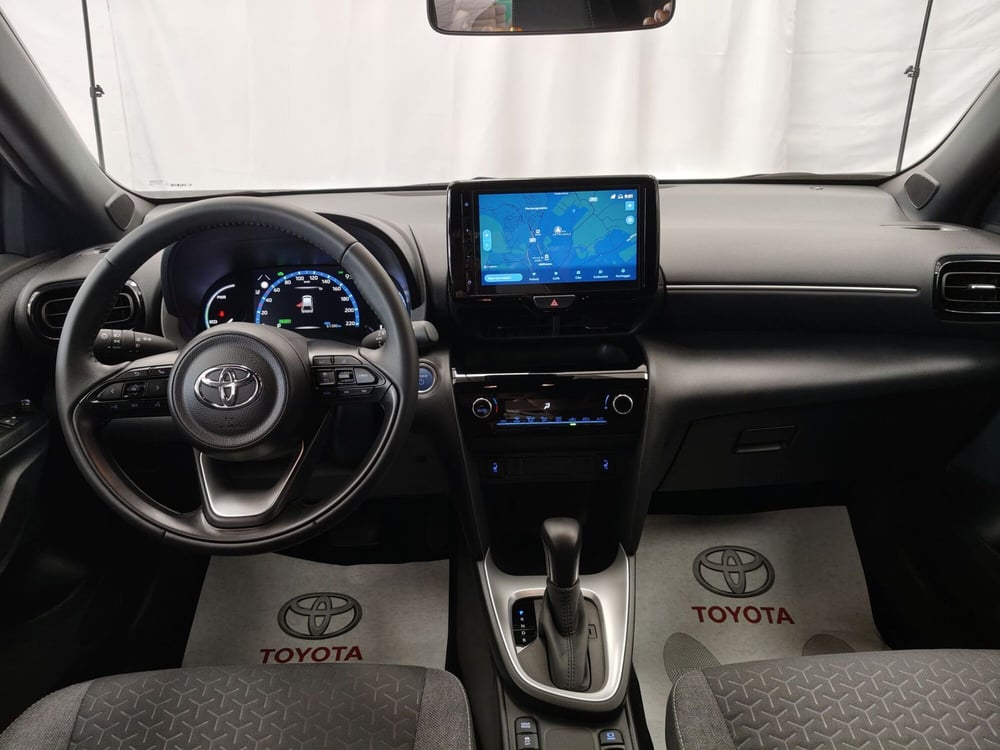 Toyota Yaris Cross usata a Roma (9)
