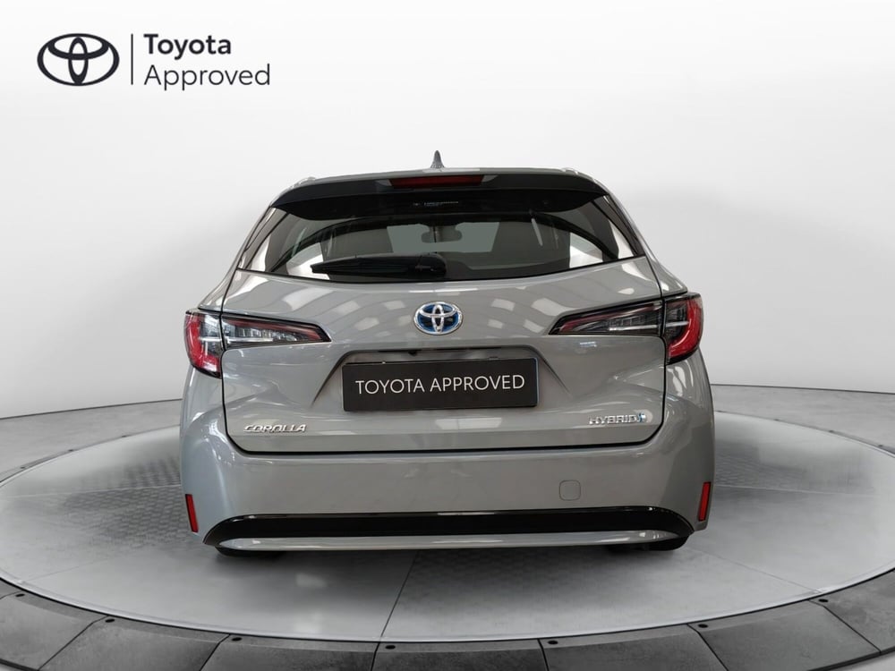 Toyota Corolla Touring Sports usata a Roma (4)