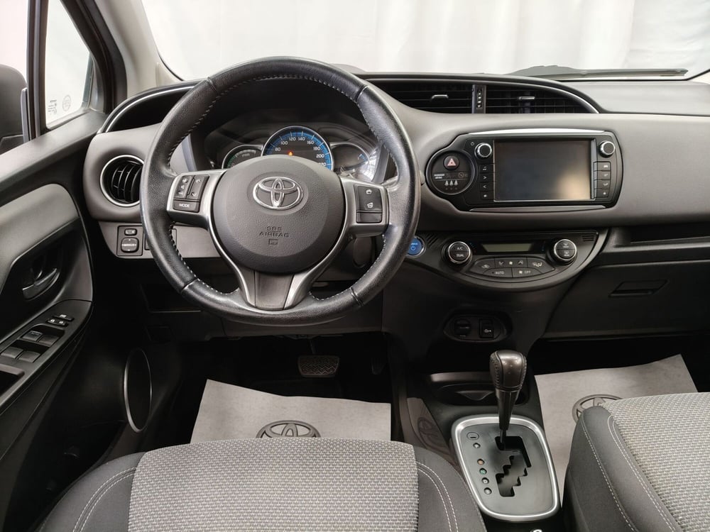 Toyota Yaris usata a Roma (10)
