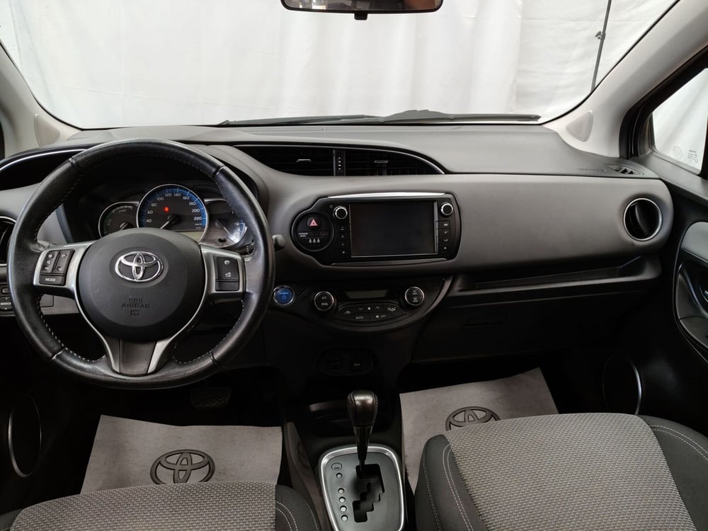 Toyota Yaris usata a Roma (9)