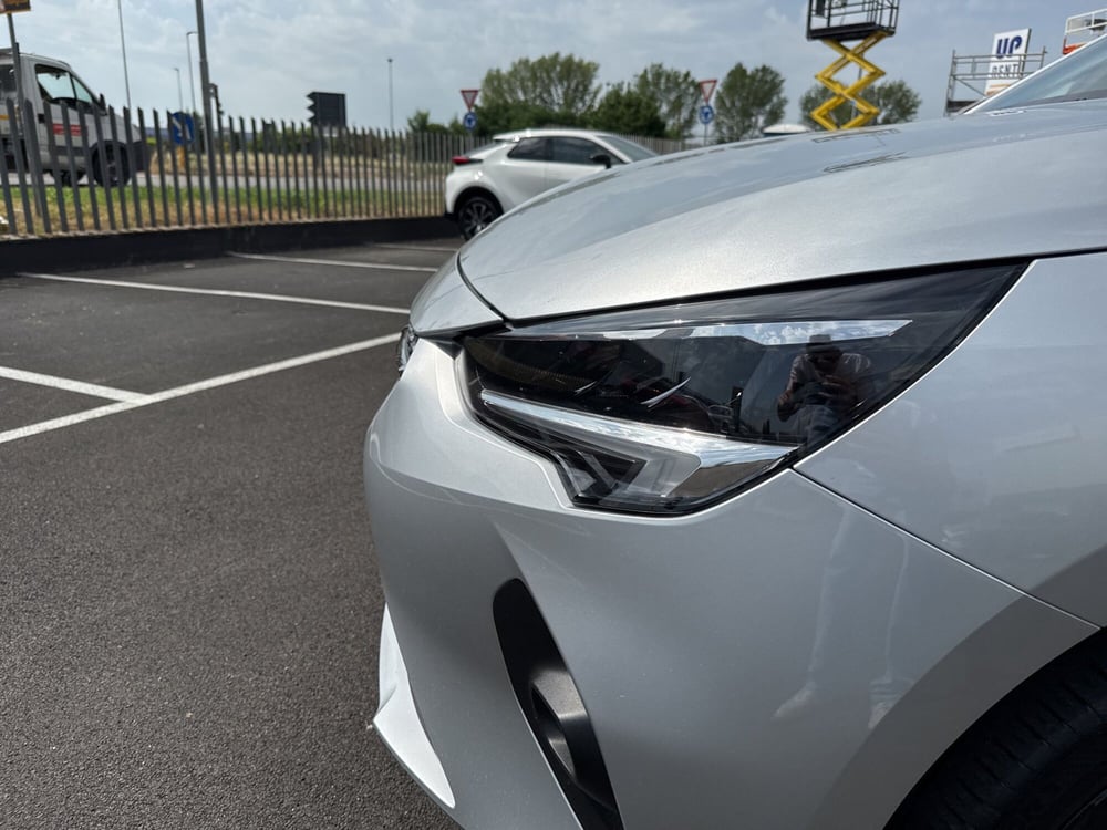 Opel Corsa usata a Mantova (12)