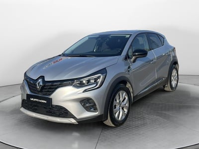 Renault Captur Plug-in Hybrid E-Tech 160 CV Intens del 2021 usata a San Lazzaro di Savena