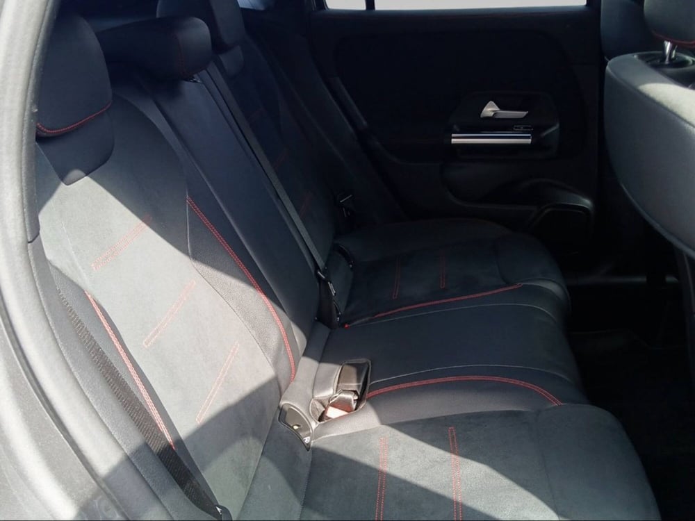 Mercedes-Benz GLA SUV usata a Livorno (11)