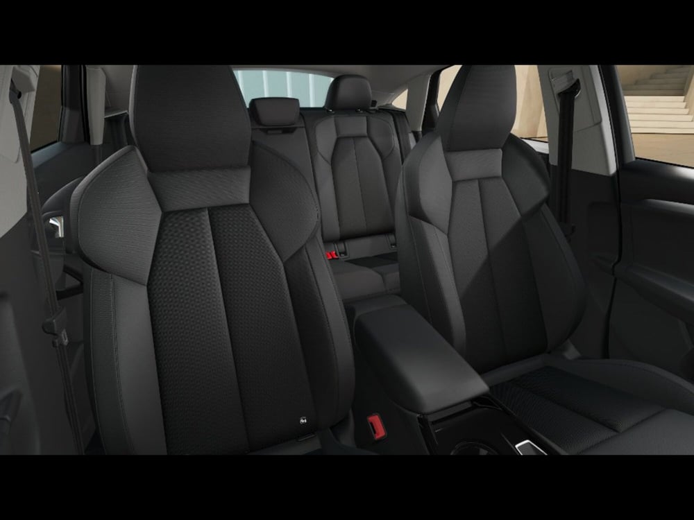 Audi Q6 Sportback nuova a Livorno (11)