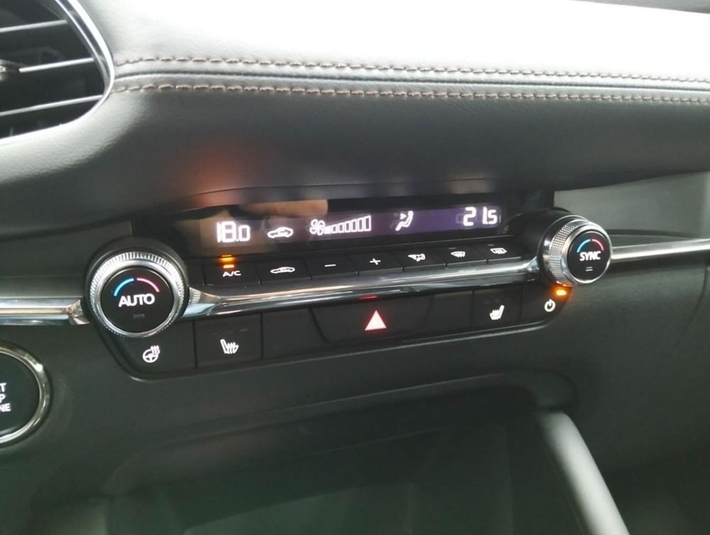 Mazda CX-30 usata a Como (18)