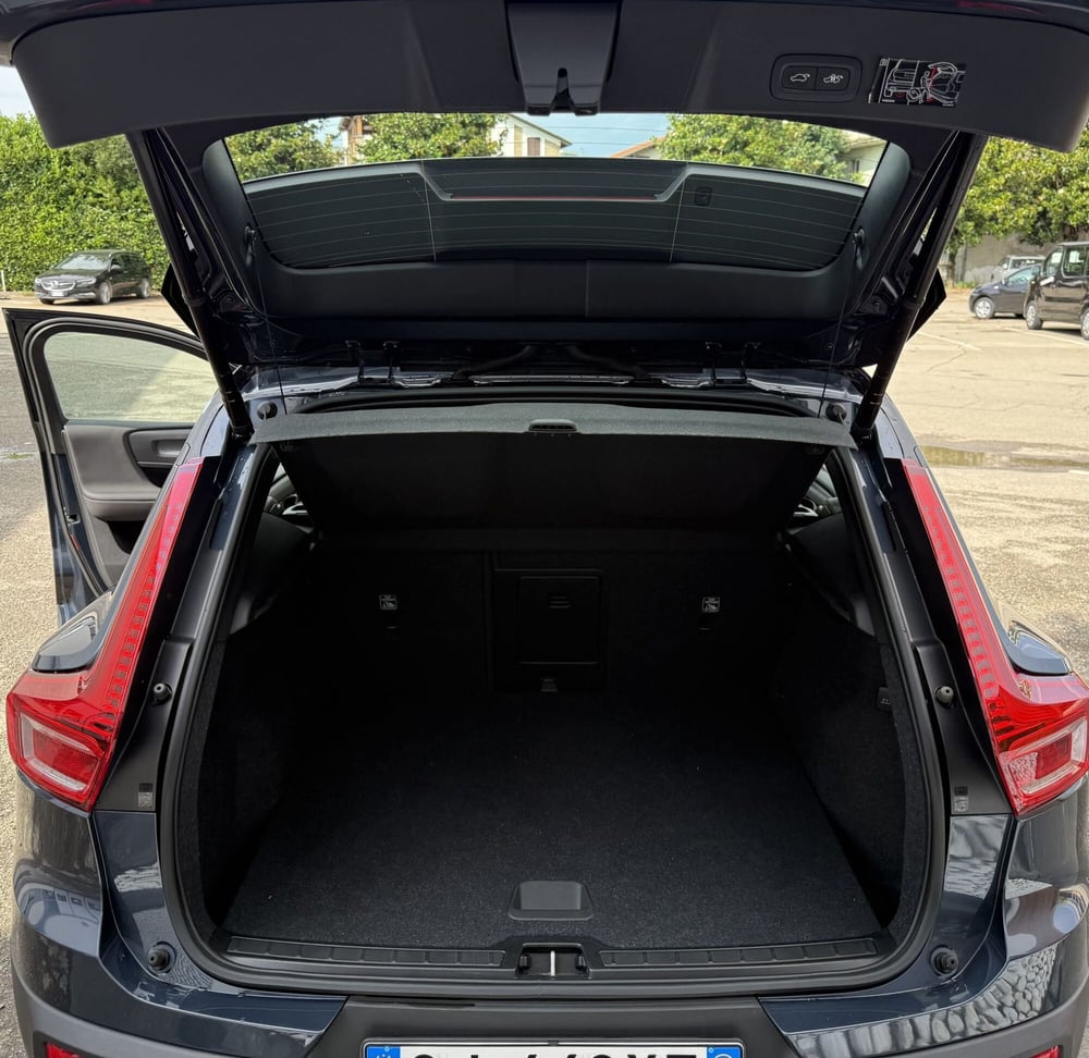 Volvo XC40 usata a Parma (10)