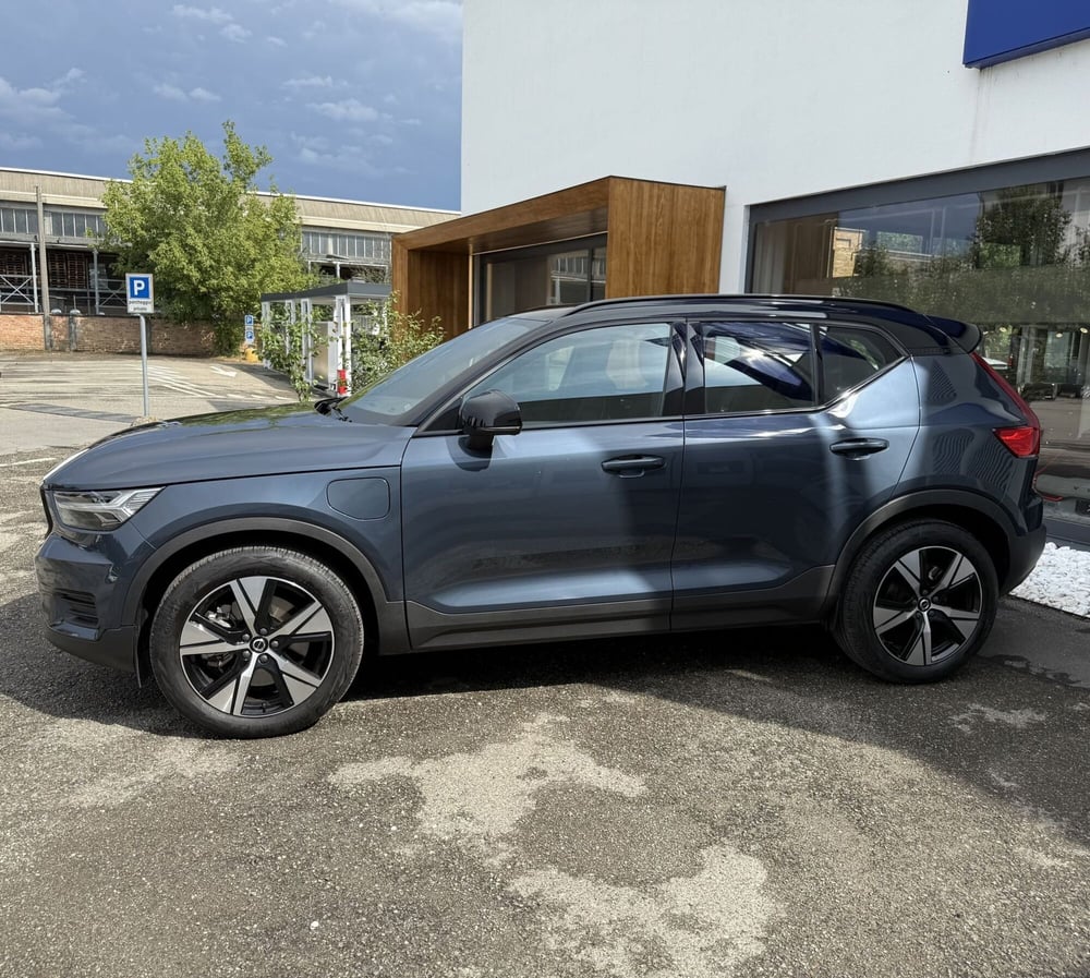 Volvo XC40 usata a Parma (7)